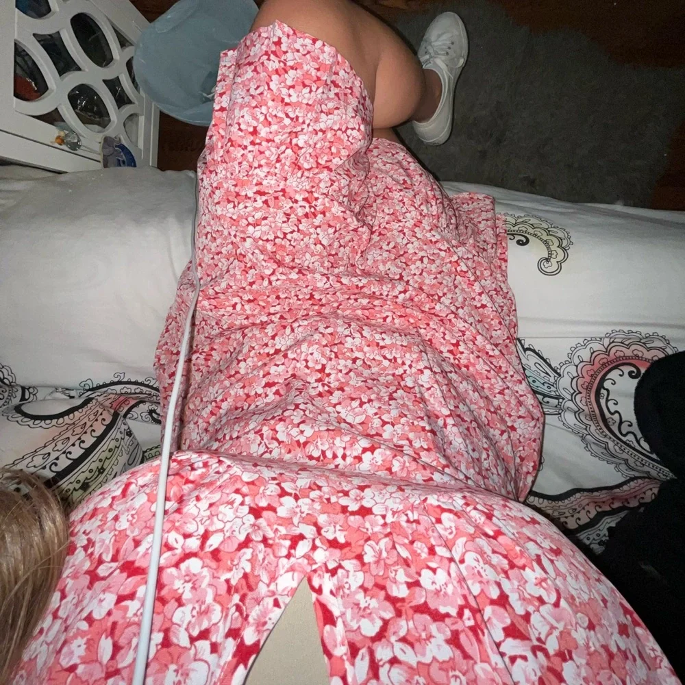 Ditsy Floral Puff Sleeve Ruffle Hem Dress - Picture 5 of 6